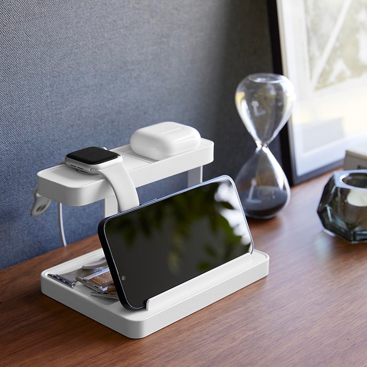 tower タワー モバイル充電ステーション (ホワイト)